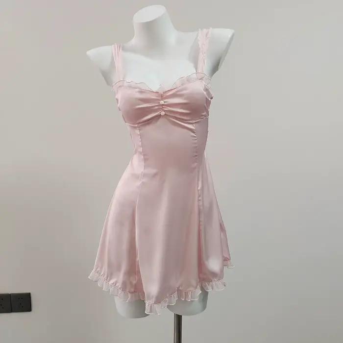 Chemises de nuit douces chemises de nuit Sexy femmes Lingerie sous-vêtements chambre privée bretelle