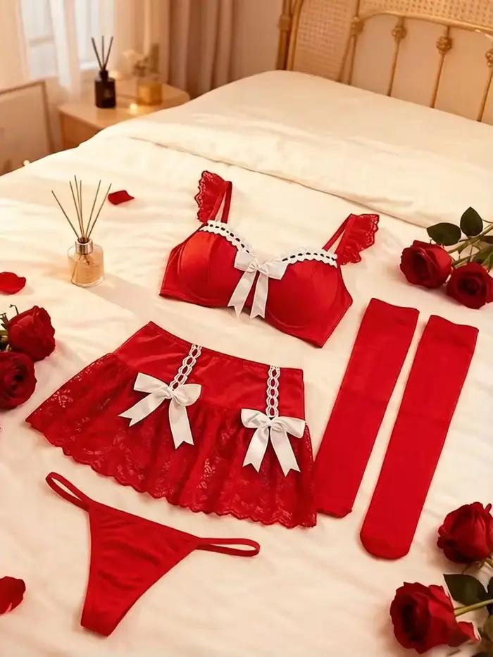 Lingerie noire sexy pour femme, sous-vêtements érotiques, ensemble soutien-gorge sexy et mini-robe, 