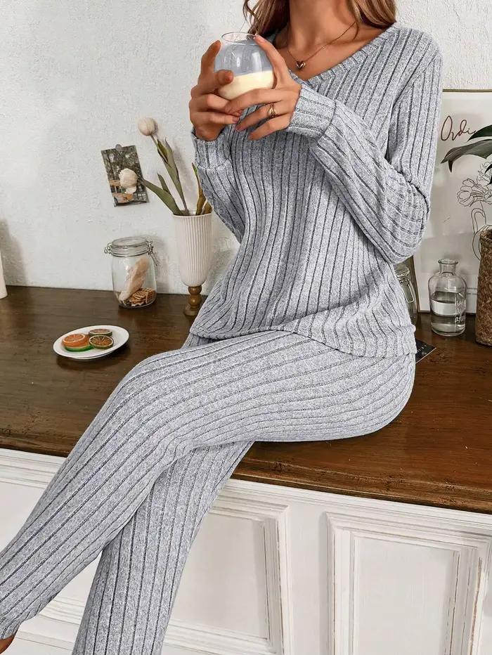 Ensemble pyjama côtelé 2 pièces pour femme - Haut à manches longues et col en V et pantalon de jogging, vêtements de nuit doux et confortables