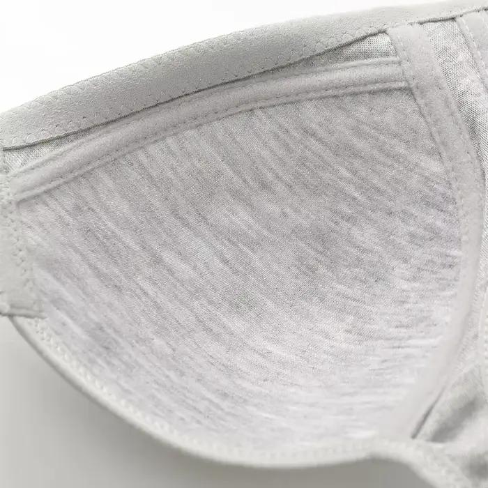 Soutien-gorge pour femmes, fermeture frontale sans fil, couleur unie, couverture complète, bonnets fixes, plus considéré pour les personnes d'âge moyen et les personnes âgées individuelles