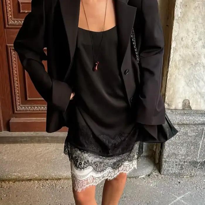 Robe à bretelles en dentelle noire pour femmes, sans manches, superposée, vêtements de nuit élégants, habillés, décontractés, pour l'automne et l'hiver