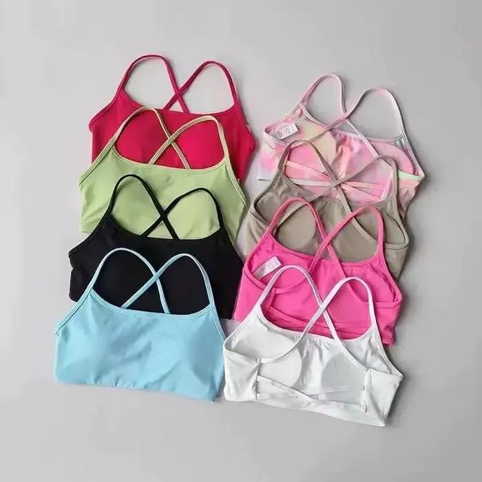 Soutien-gorge de yoga effet seconde peau à dos croisé : Haut d'entraînement rembourré à bretelles, soutien-gorge de sport respirant à séchage rapide et anti-humidité pour le Pilates