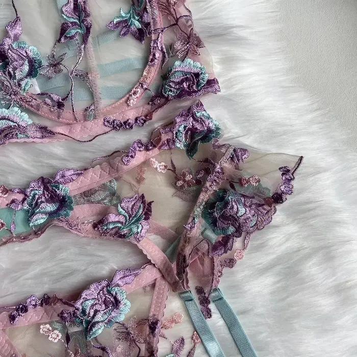 Lingerie féerique sexy, sous-vêtements transparents à fleurs, jarretière à volants, sous-vêtements délicats et intimes, tenues transparentes magnifiques