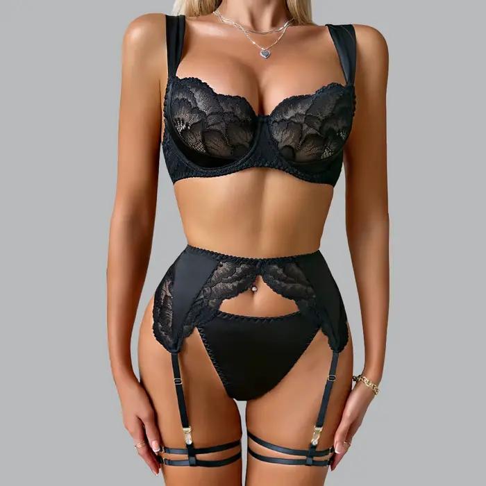 Ensemble intime féminin sexy en polyester et élasthanne avec motifs floraux pour femmes occasions romantiques et élégantes