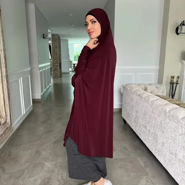 Dámske muslimské abáje s rukávmi