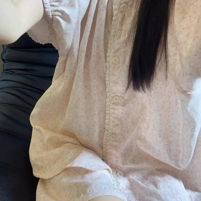 Pyjama à manches courtes à motifs floraux pour femmes : style estival, léger, grande taille, ensemble cardigan et short amples pour se détendre