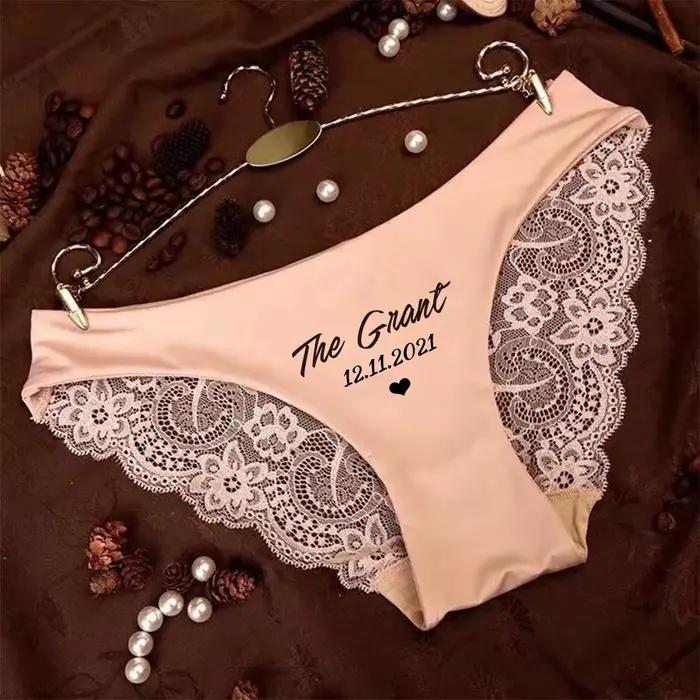 Culotte de mariée personnalisée avec nom, cadeau en dentelle, string, lingerie pour enterrement de vie de jeune fille, cadeaux pour demoiselles d'honneur, lingerie de mariage