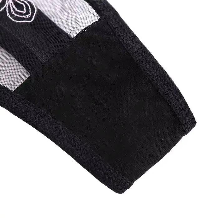 Culotte string courte en coton et polyestère avec dentelle florale pour femmes élégance et confort occasions spéciales