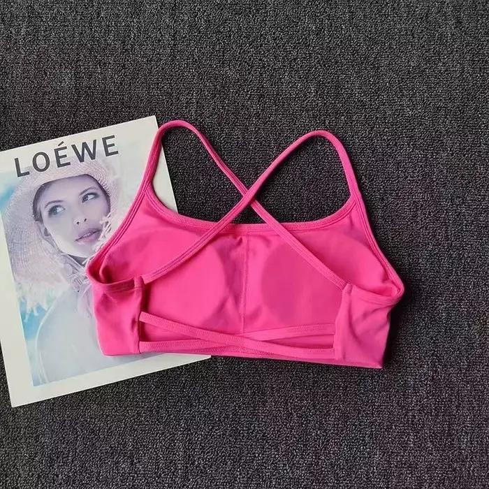 Soutien-gorge de yoga effet seconde peau à dos croisé : Haut d'entraînement rembourré à bretelles, soutien-gorge de sport respirant à séchage rapide et anti-humidité pour le Pilates