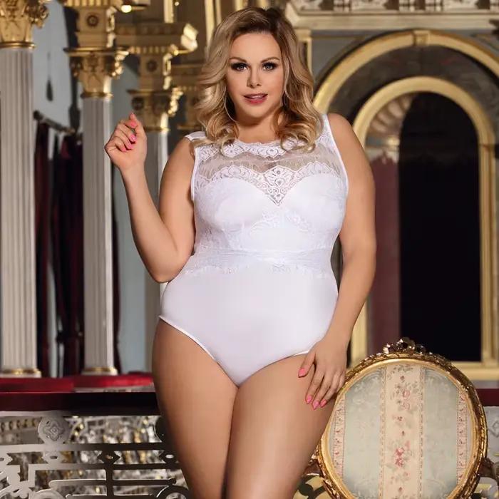 Dámske bezrukávové čipkované body s prackou