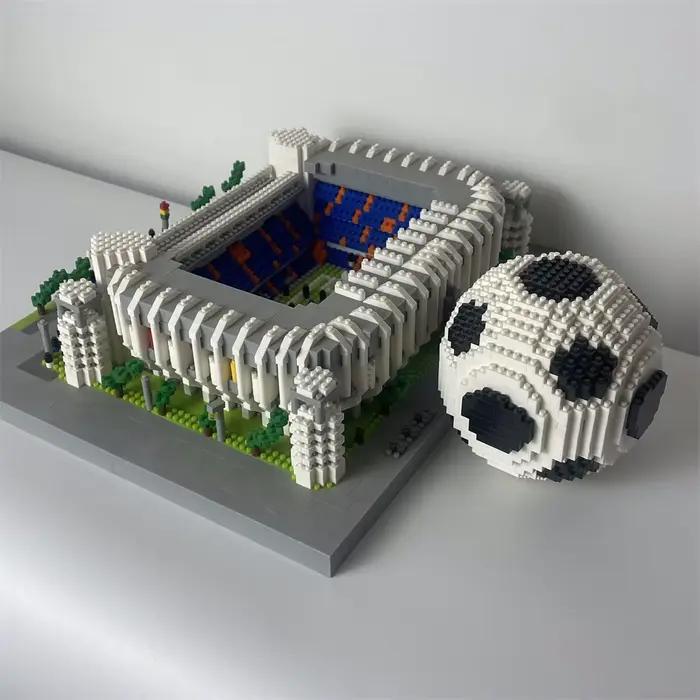 Knew Built Stade de football de Madrid avec ballon de football, micro blocs, jouets de construction, expérience de la joie de Footballive, bon cadeau déco