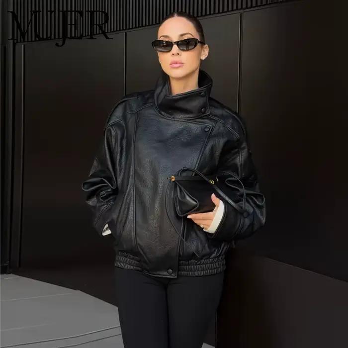 MUJER čierna imitácia koženej bundy pre ženy