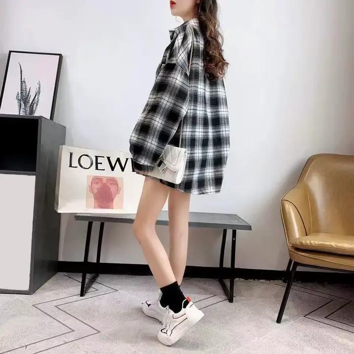 Preppy štýlová blúzka s dlhými rukávmi pre ženy