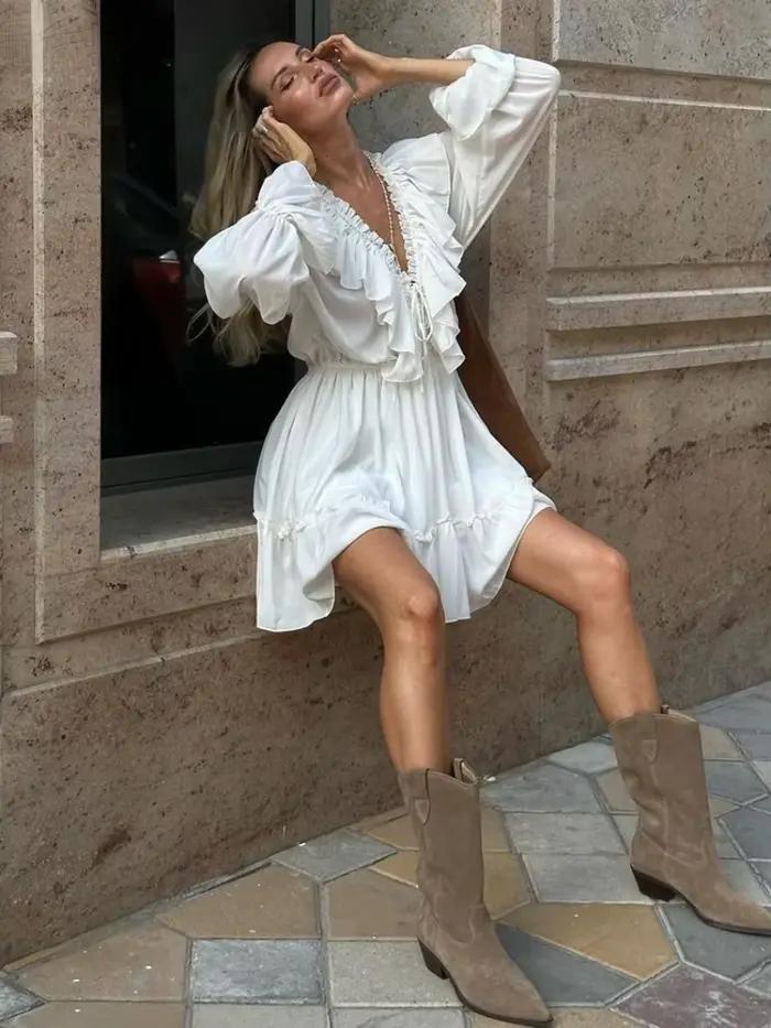 Bornladies Sexy biele voľné šaty pre dámy s výstrihom do V a dlhými rukávmi Mini