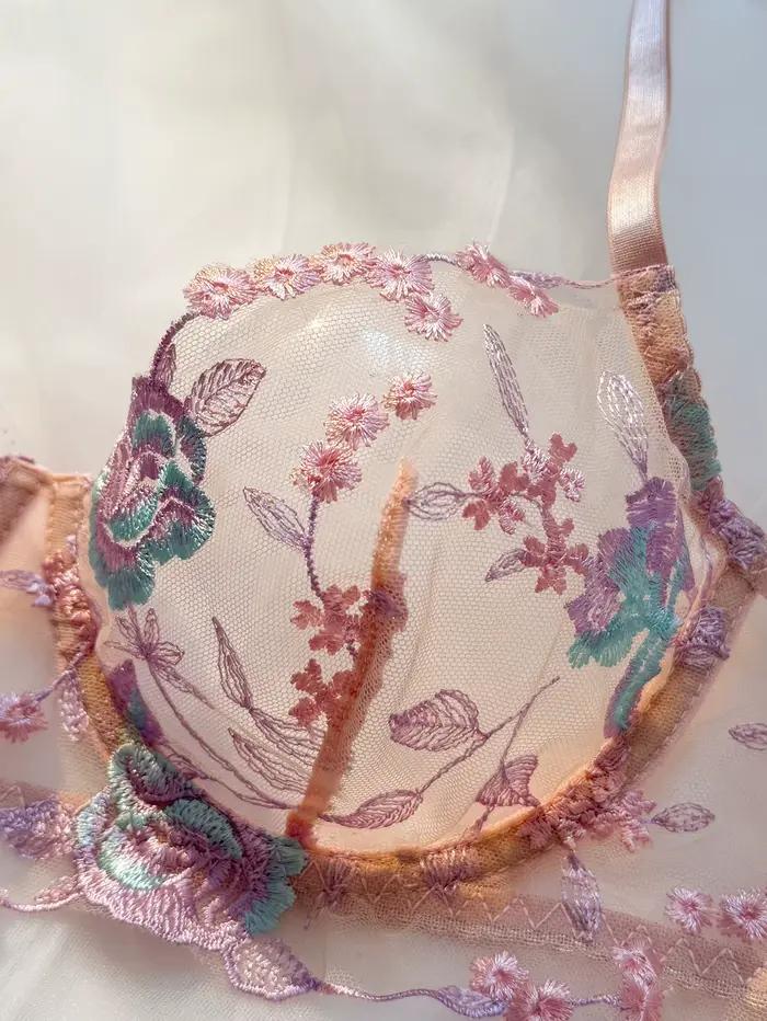 Ensemble soutien-gorge et culotte pour femmes en dentelle rose pastel douce avec armatures en acier, soutien-gorge à bonnet supérieur fin et sans couture, sous-vêtements quotidiens