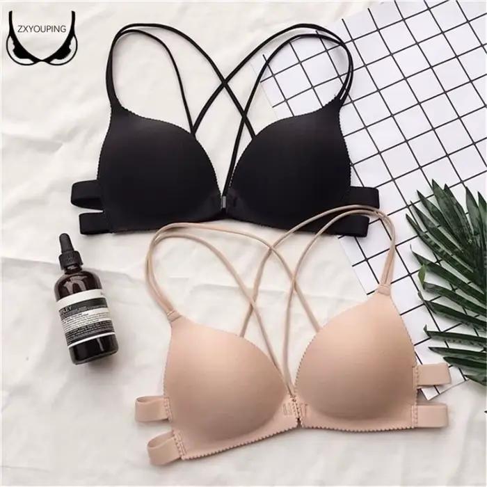 Trojuholníková push-up podprsenka bez kostic