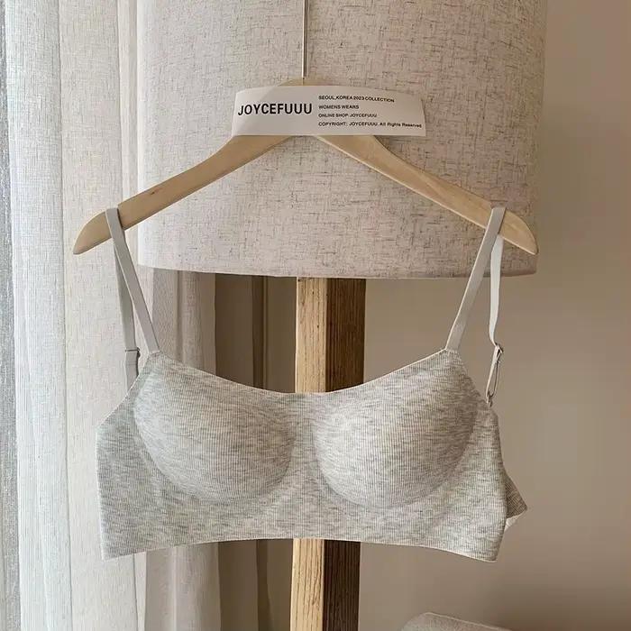 Pohodlná bezšvová push-up podprsenka