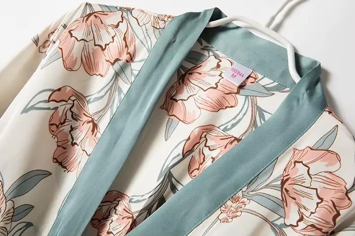 Pyjama en dentelle rayonne pour femmes élégant et confortable pour la nuit et les occasions spéciales
