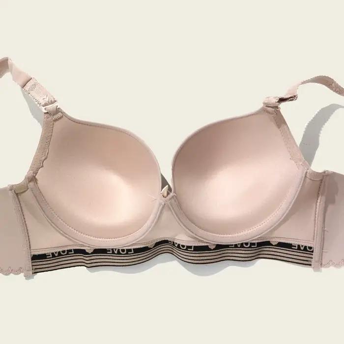BEAUWEAR – Športová podprsenka s pruhmi a potlačou písmen