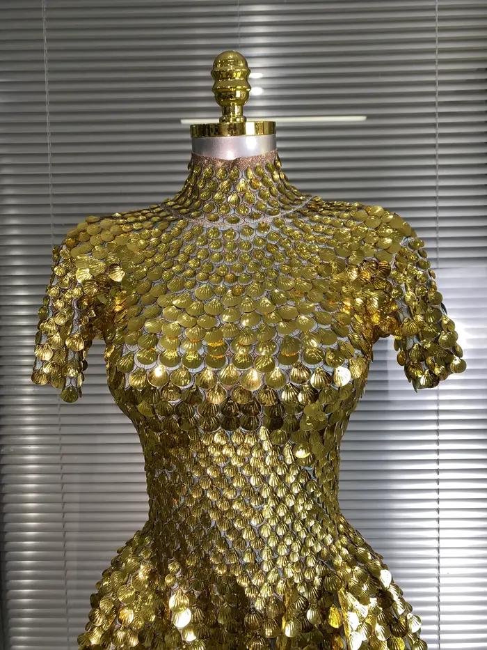 Sexy mini šaty s krátkymi rukávmi pre ženy