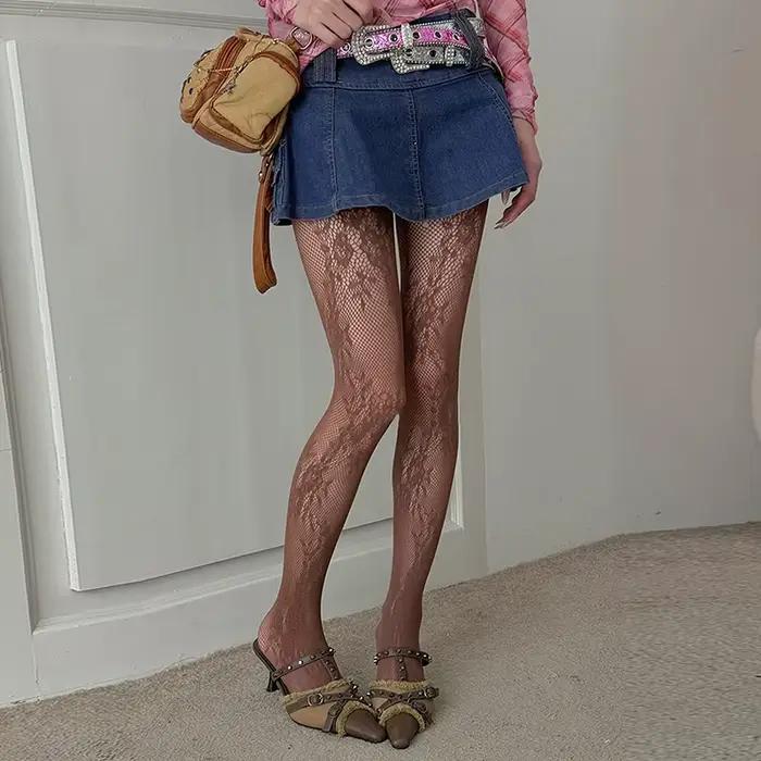 Mignon Lolita collants femmes Sexy dentelle florale cuisse haute bas collants Lingerie bonneterie maille résille bas femmes collants
