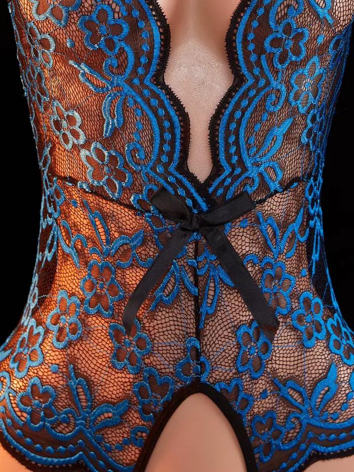 Nouvelle Lingerie Érotique Femme : Babydoll Bodysuit en Dentelle Transparente Bleu Exotique à Manches Courtes, Dos Nu et Découpes, Décolleté Plongeant, Style Pyjama