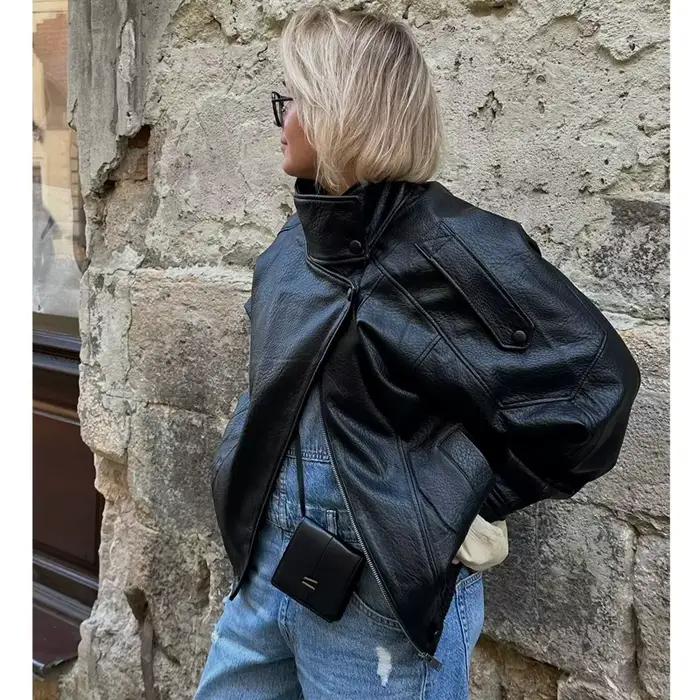 MUJER čierna imitácia koženej bundy pre ženy