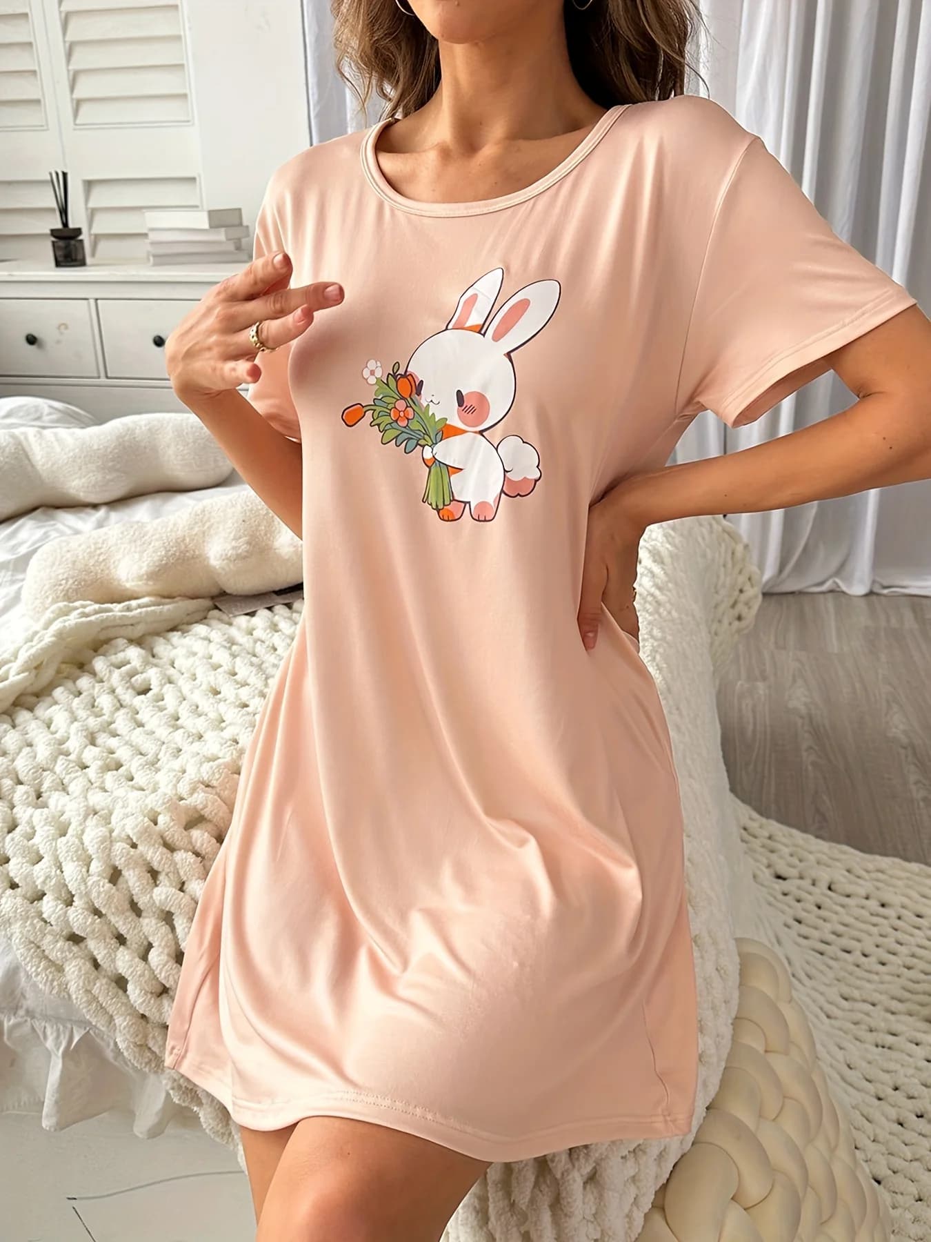 Chemise de nuit quatre saisons pour femmes, décontractée, douce, lapin mignon, printemps et été