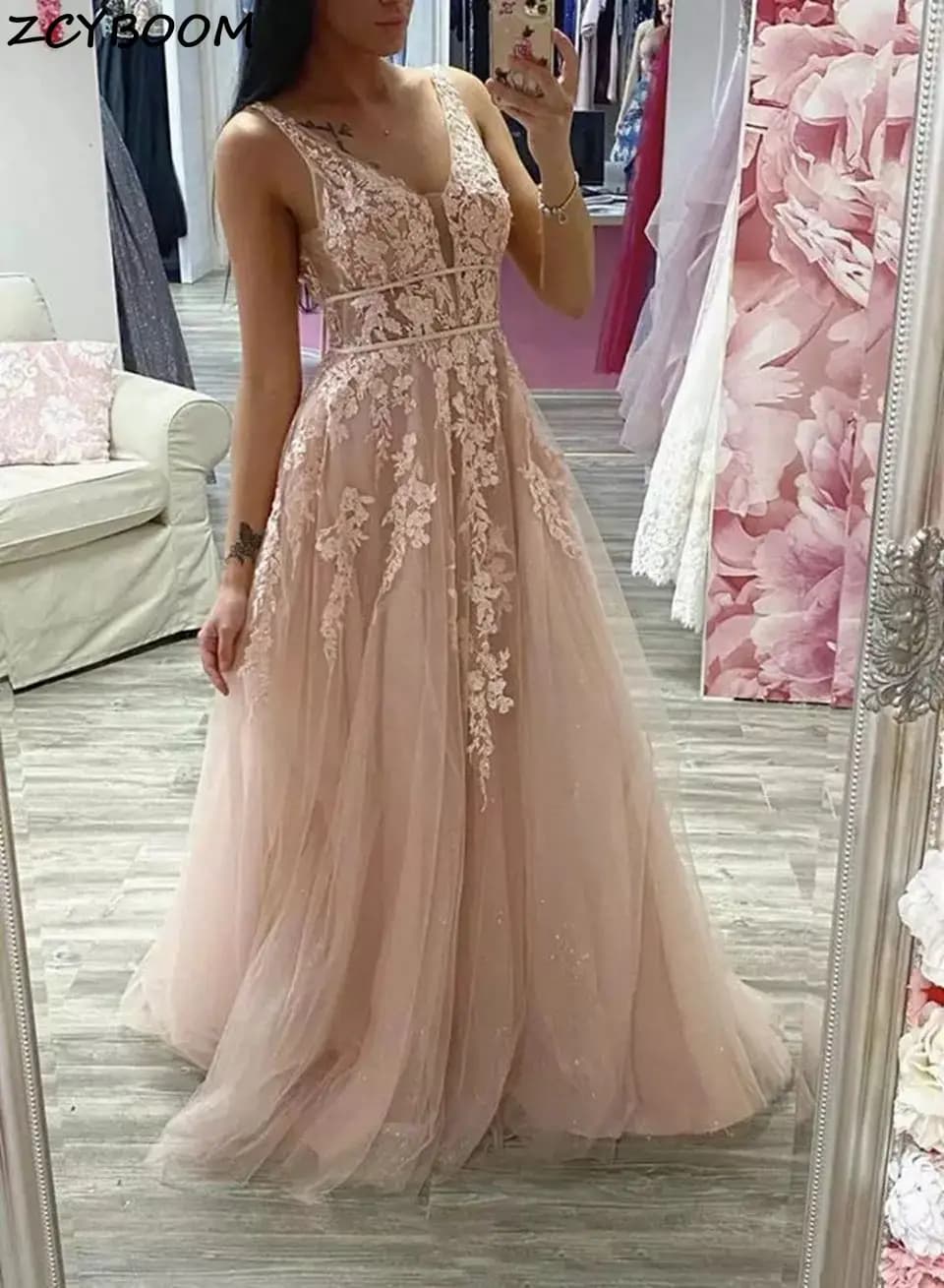 Robes de bal champagne coupe A 2026 pour femmes, robes de soirée formelles élégantes sans manches, v