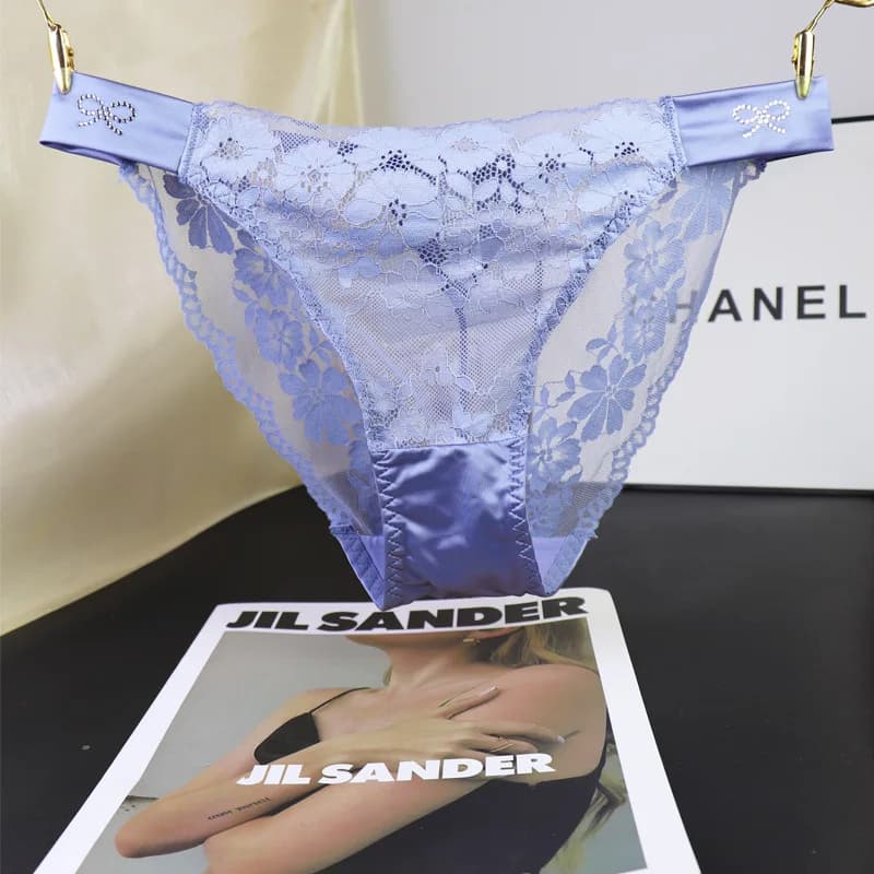 Culottes décorées de strass pour femmes, culottes ajourées, slips taille basse, sous-vêtements en de