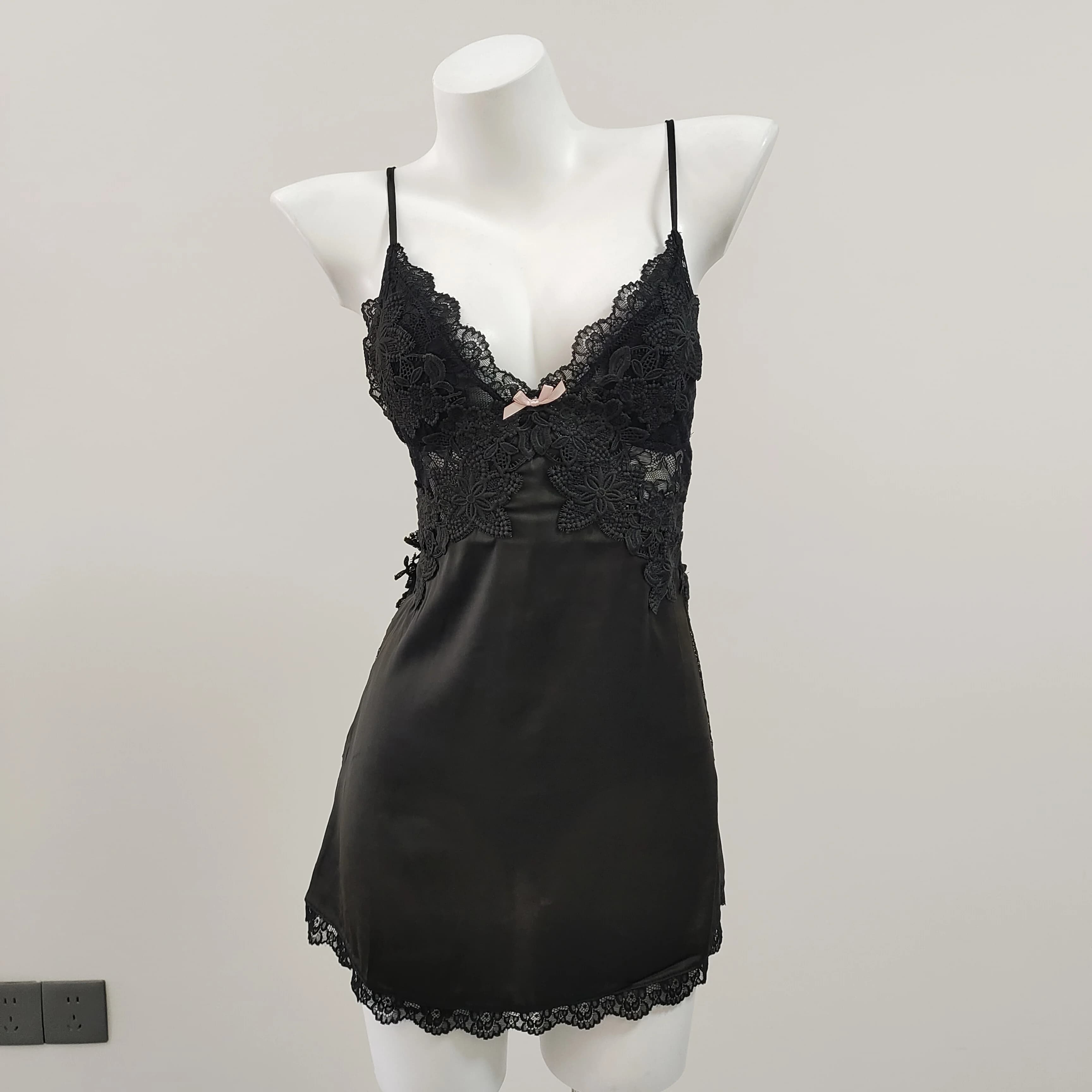 Chemise de nuit vintage pour femmes, vêtements de nuit sexy, section mince avec coussin de poitrine,