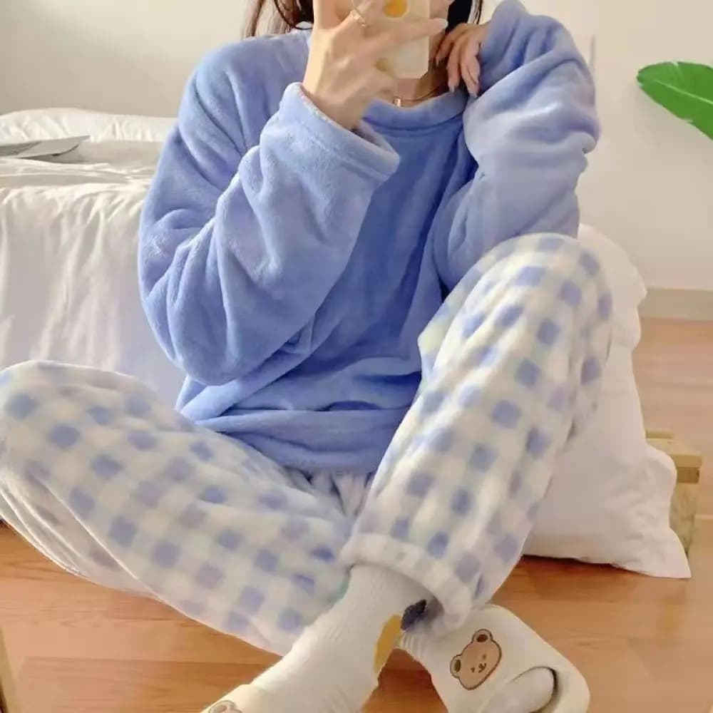 Ensemble de pyjama chaud et épais en polaire pour femme 2026 – Haut uni décontracté et pantalon à ca
