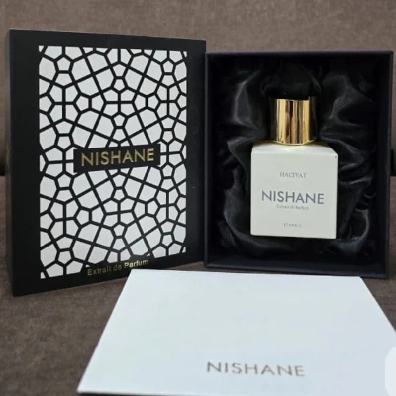 Parfum Oud Fruité 100ml pour Femmes et Hommes, Fragrance Raisin Ananas, Longue Durée, Bois d'Agar Ar