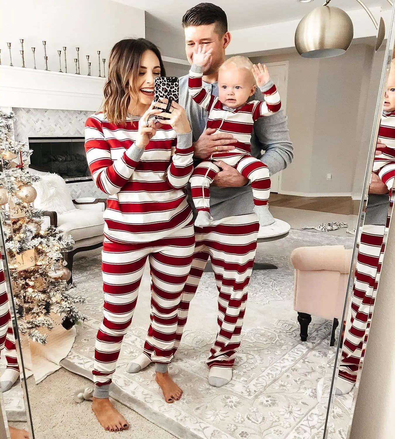 Joyeux Noël 2025 Mère Père Enfants Ensemble de pyjamas assortis Rayé Pyjama ample décontracté Noël F
