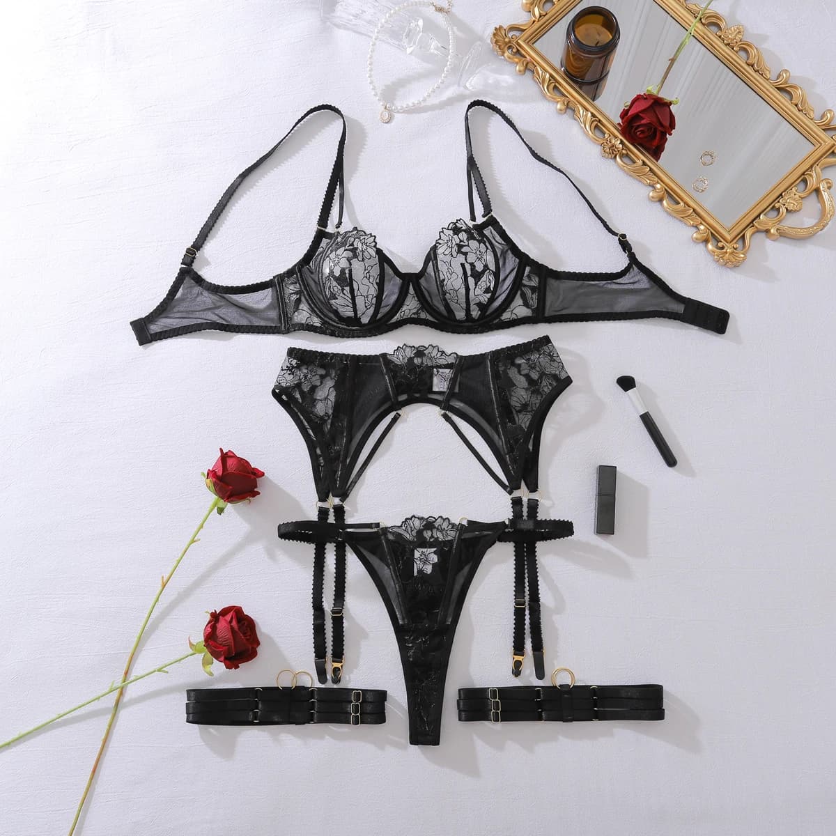 Ellolace Willowy Sexy femme Lingerie intime voir à travers brodé 3PC ensemble avec cercles de jambe 