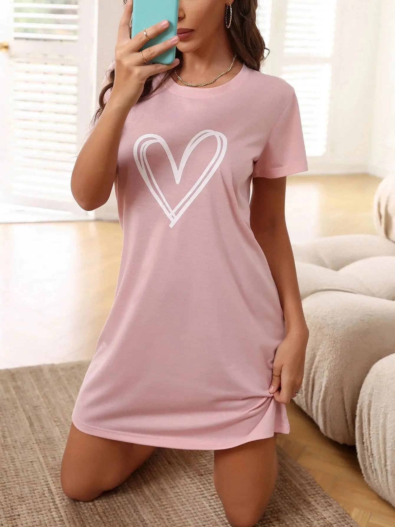 Robe de nuit pour femmes, imprimé cœur, manches courtes, confortable, Sexy, vêtements de maison, pou