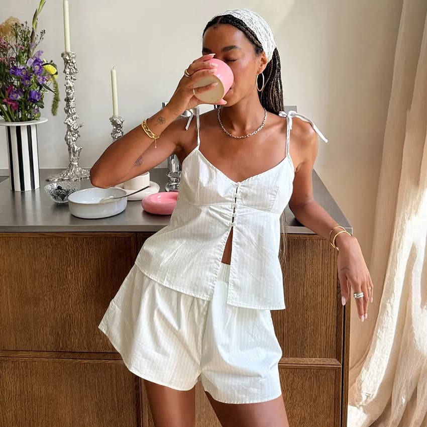 Pyjama rayé style Ins pour femme, nouvelle collection printemps-été 2026, ensemble deux pièces blanc