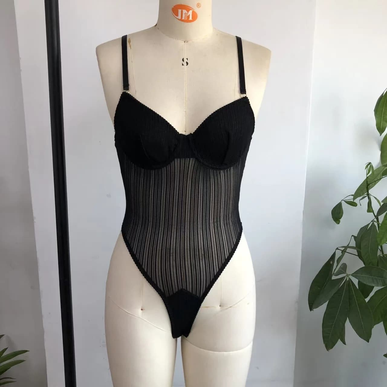 Body Corset séduisant en maille transparente, Lingerie ajourée, découpes à rayures, bretelles réglab