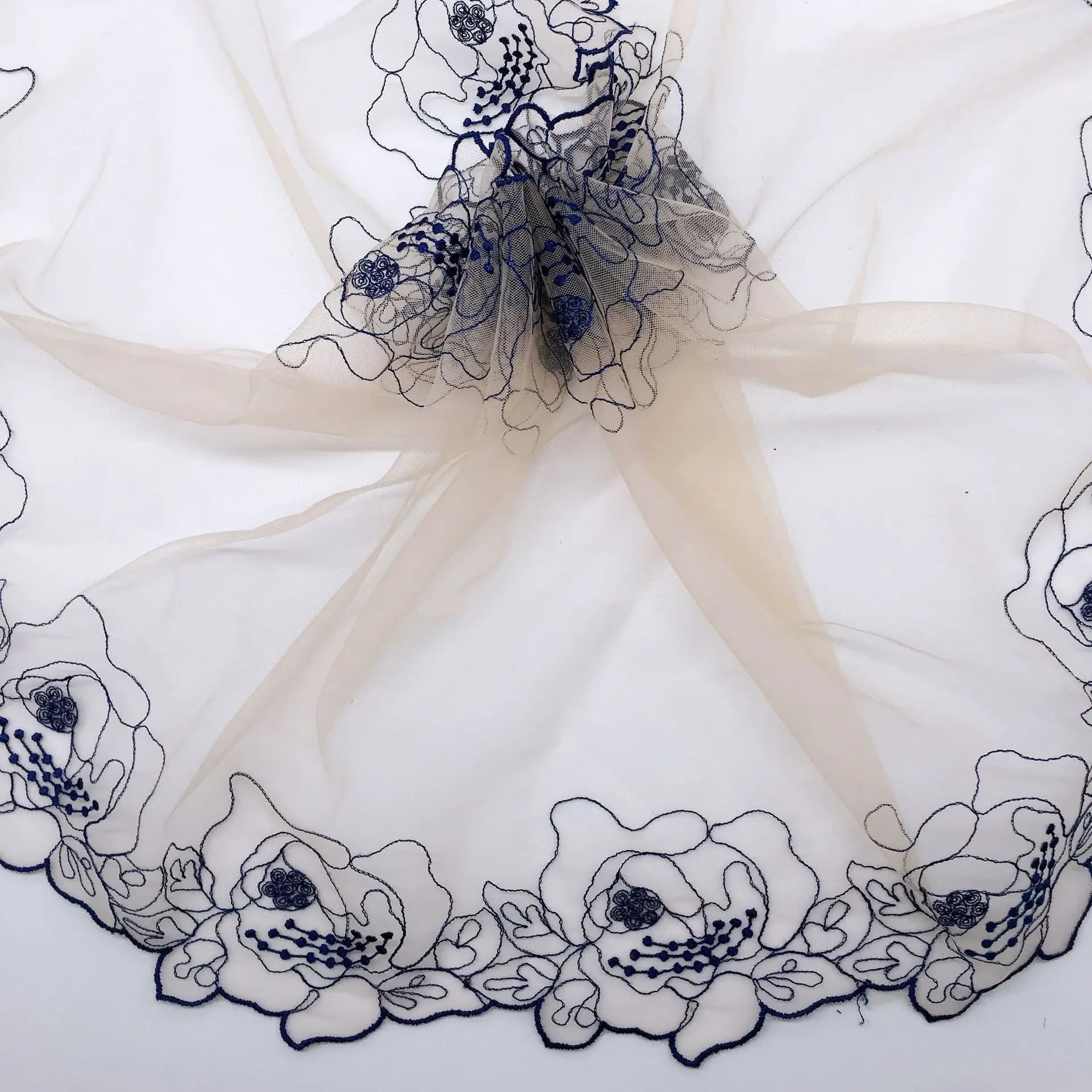 Garniture en dentelle brodée de fleurs bleu marine, maille pour soutien-gorge, lingerie, sous-vêteme