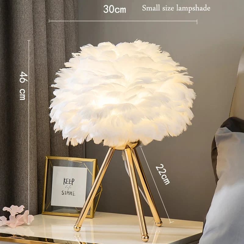 Lampe de Table moderne en plumes pour chambre à coucher, lampe de chevet chaude, décoration en plume