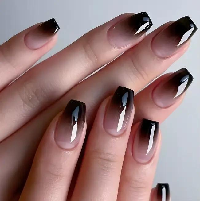 Dlhé manikúrové nálepky Mia Nickel Black