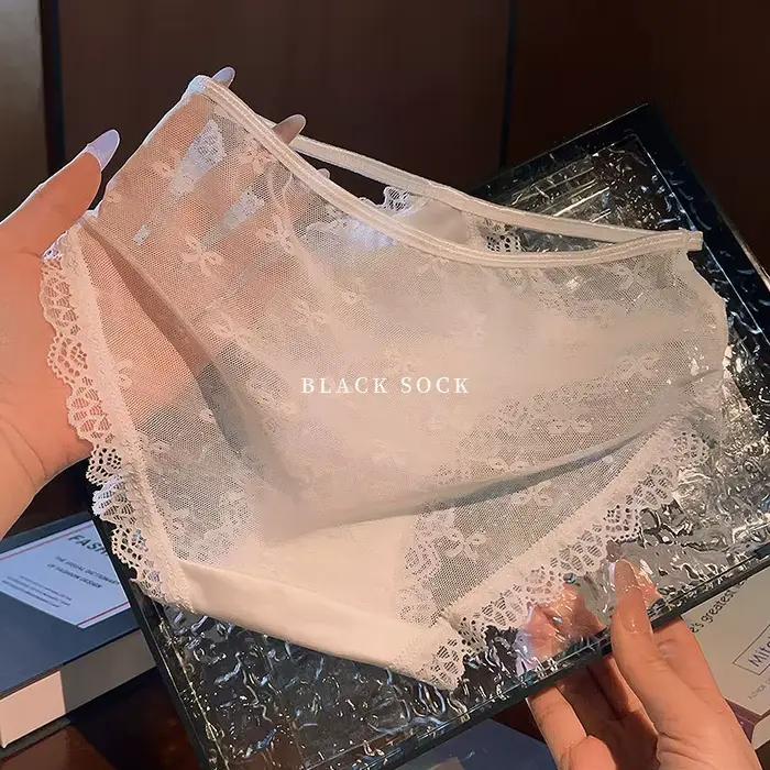 Culottes triangulaires de luxe françaises pour femmes - Modèle Lust avec nœud en dentelle semi-transparente et entrejambe en pur coton respirant