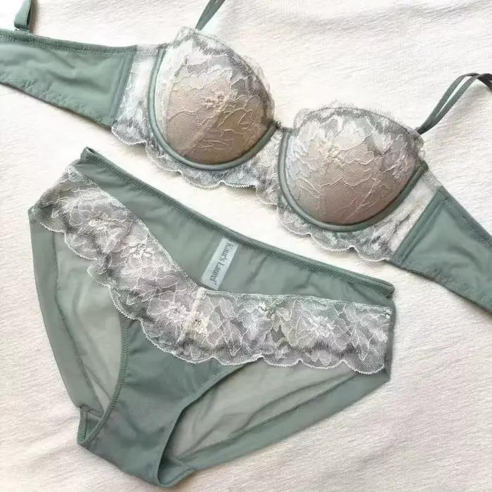 Nouvel ensemble soutien-gorge et culotte en dentelle violette léger pour femme, effet minimisant, design push-up avec armatures souples et maintien anti-affaissement