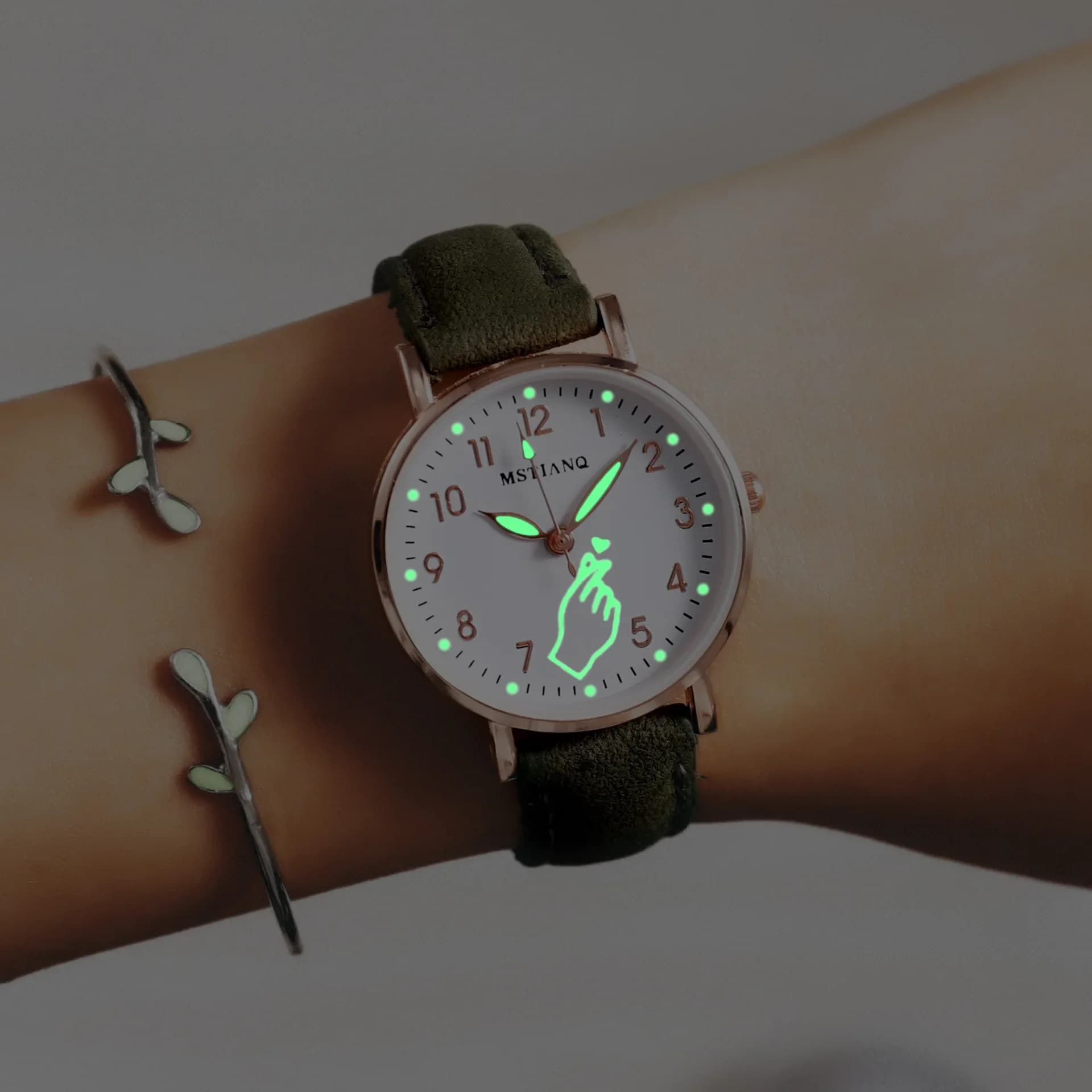 Montre lumineuse pour femmes, jolie montre en cuir, Simple, petit cadran, Quartz, horloge pour fille