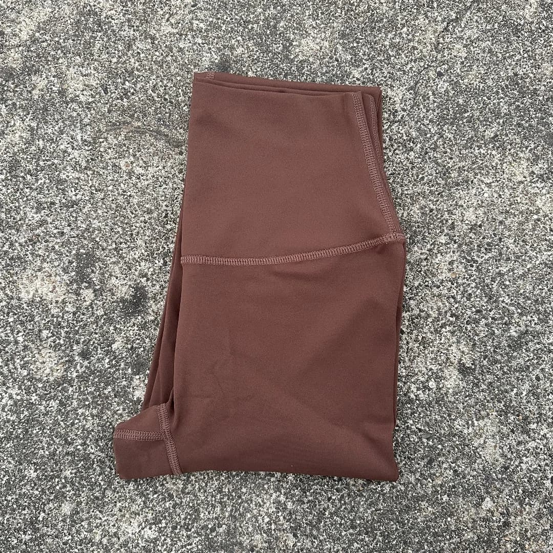 Legging de Yoga taille haute pour femmes, couleur unie, poche arrière, pantalon court de Sport, beur