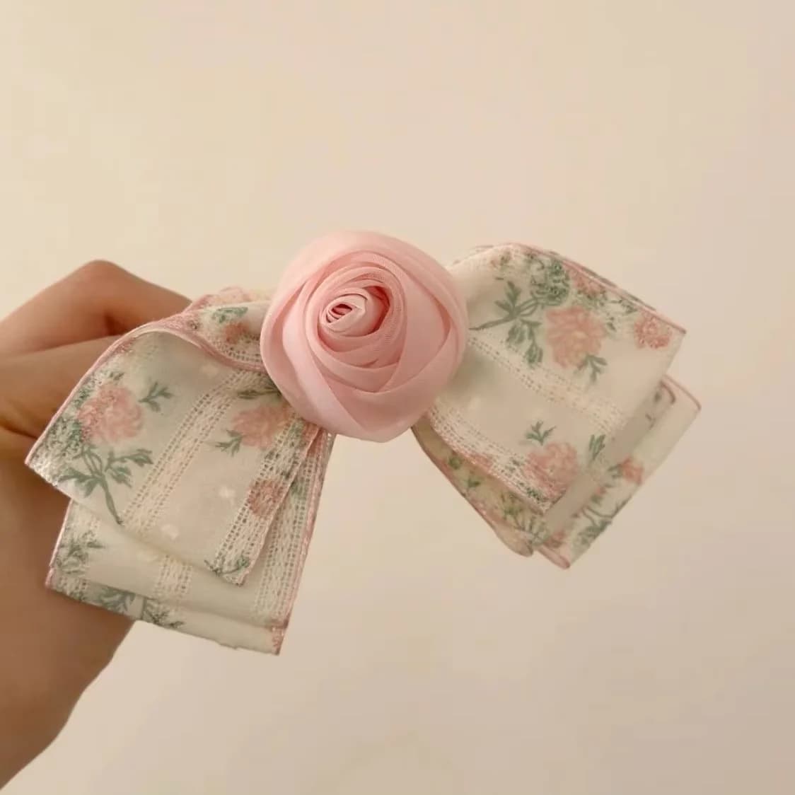 Pince à cheveux rose en tissu, petite fleur fragmentée, queue de cheval, nœud doux et mignon, pièce