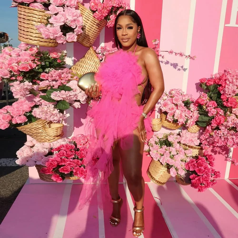 Robe de plage Sexy en Tulle Fuchsia pour femmes, col licou, haut à fleurs fait à la main et short, d