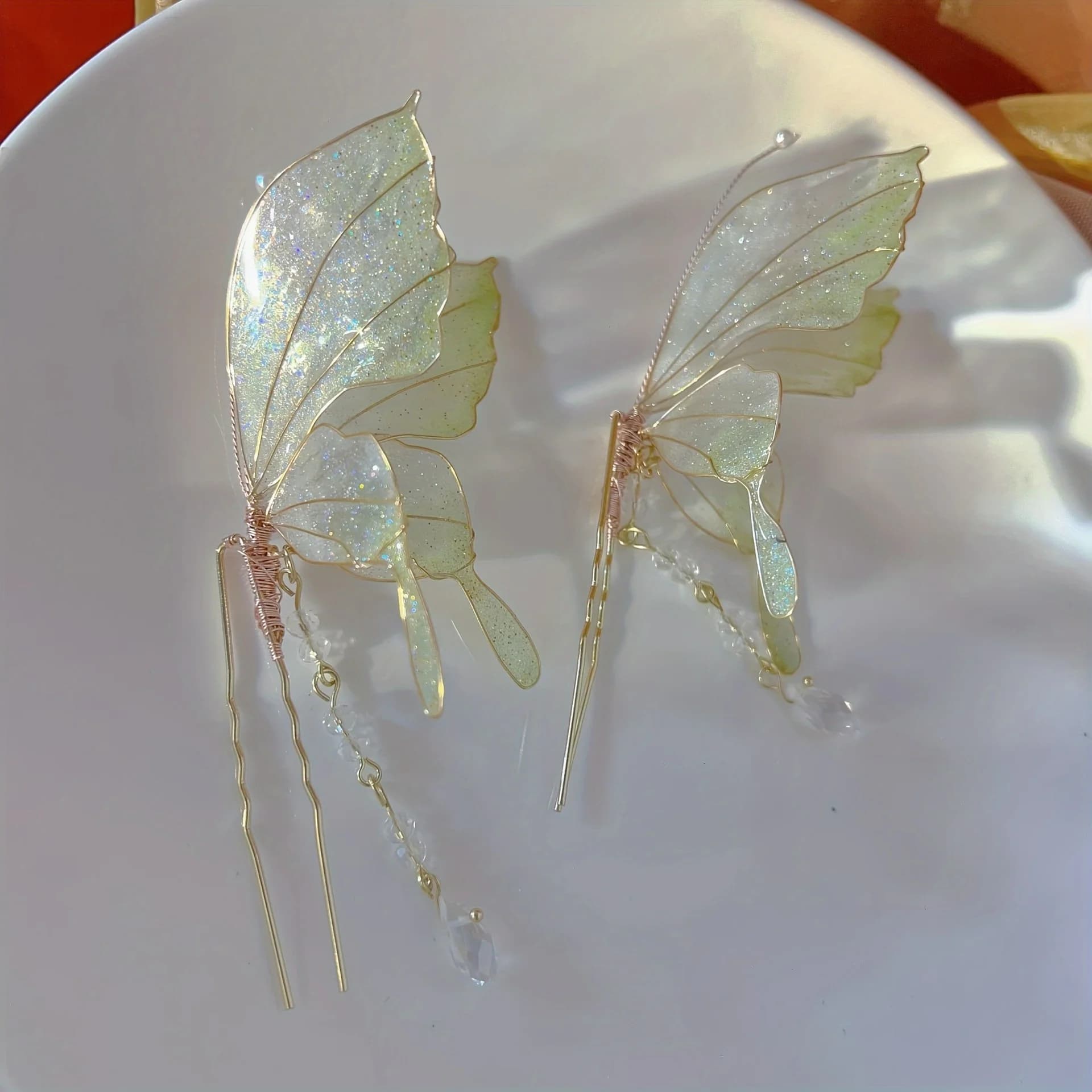 Pince à cheveux papillon enchanteresse, accessoire romantique inspiré de la fée, solo lavage des mai
