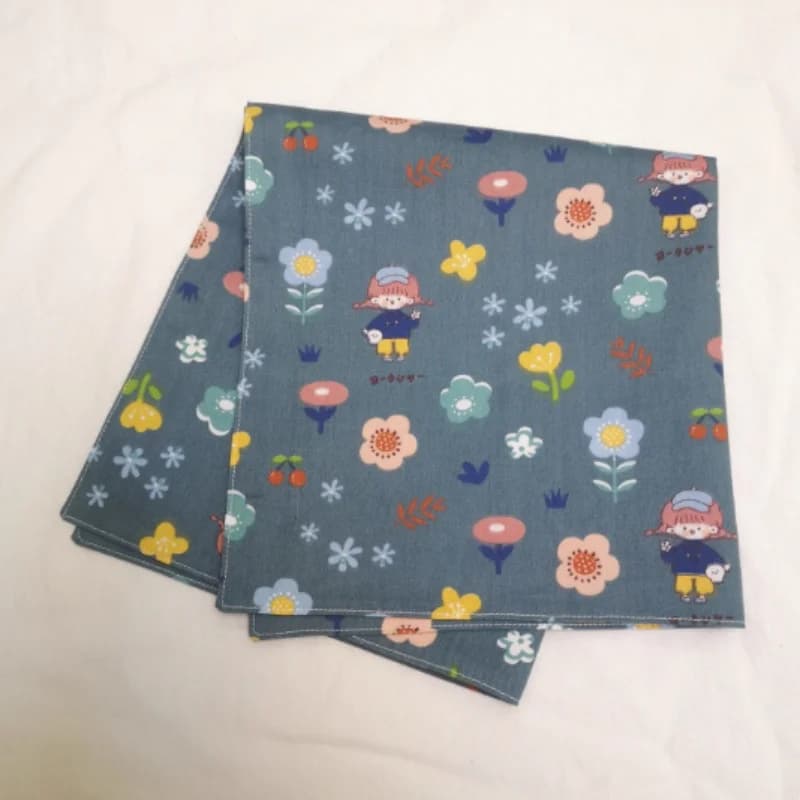 ABDL adulte bébé mignon dessin animé imprimé bavoir réutilisable Anti-taches résistant à l'huile bav