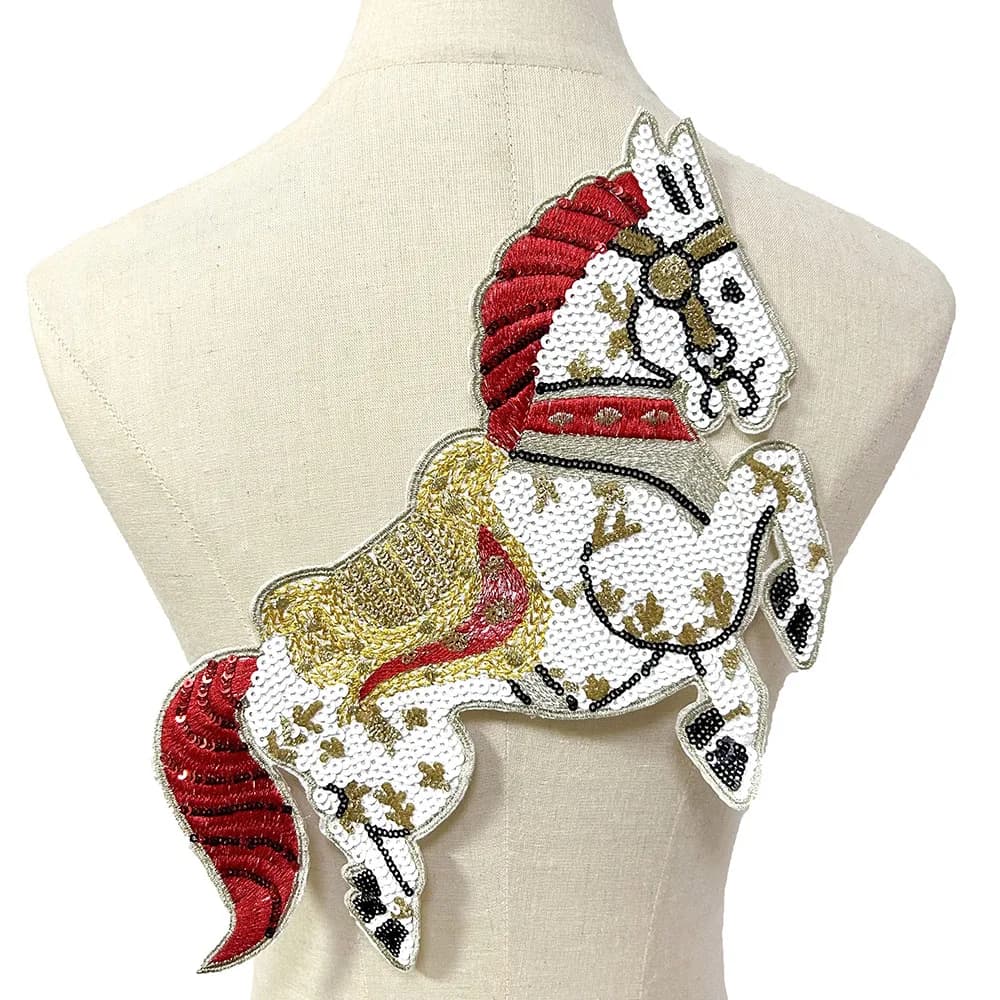Patch brodé cheval à sequins One Piece, réaliste et stylé, thermocollant pour vêtements, sacs, répar